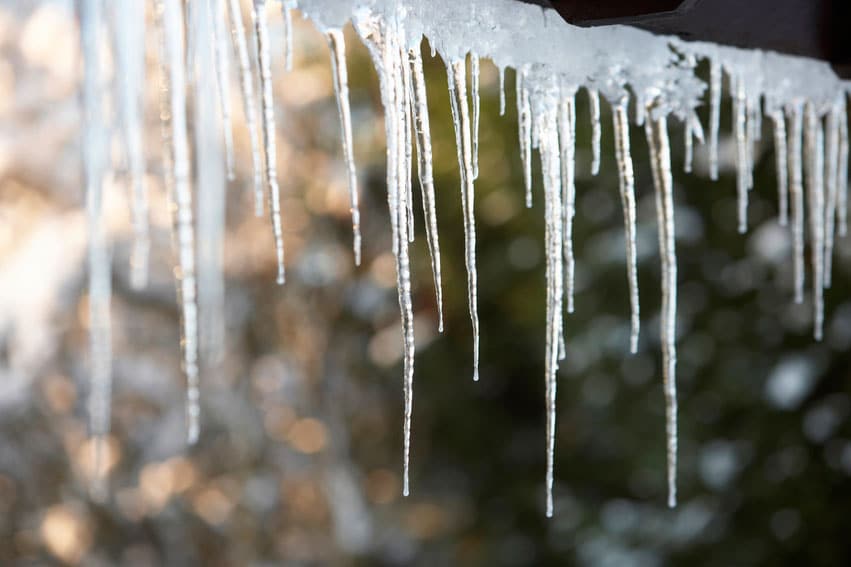 Winterize a garage door