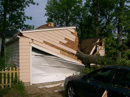 fallen-tree-on-garage